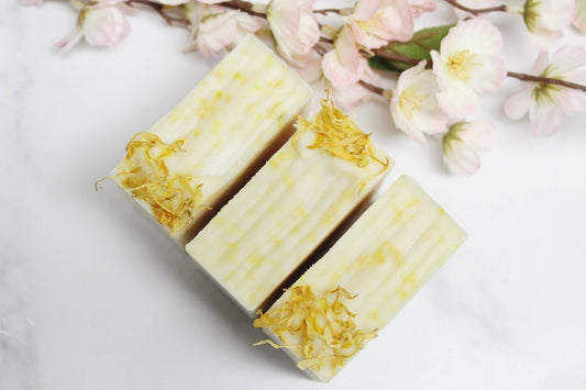 Calendula Soap with Natural Calendula Petals- Gentle Unscented Calendula Soap Bar- gspot.studio